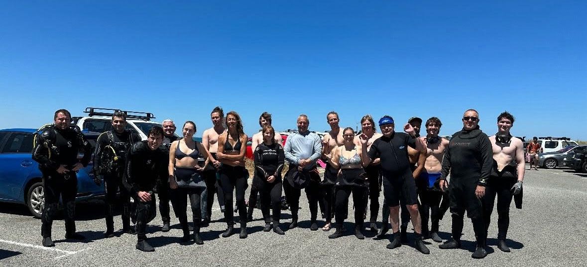 Manta Club dive at Woodman Pt View