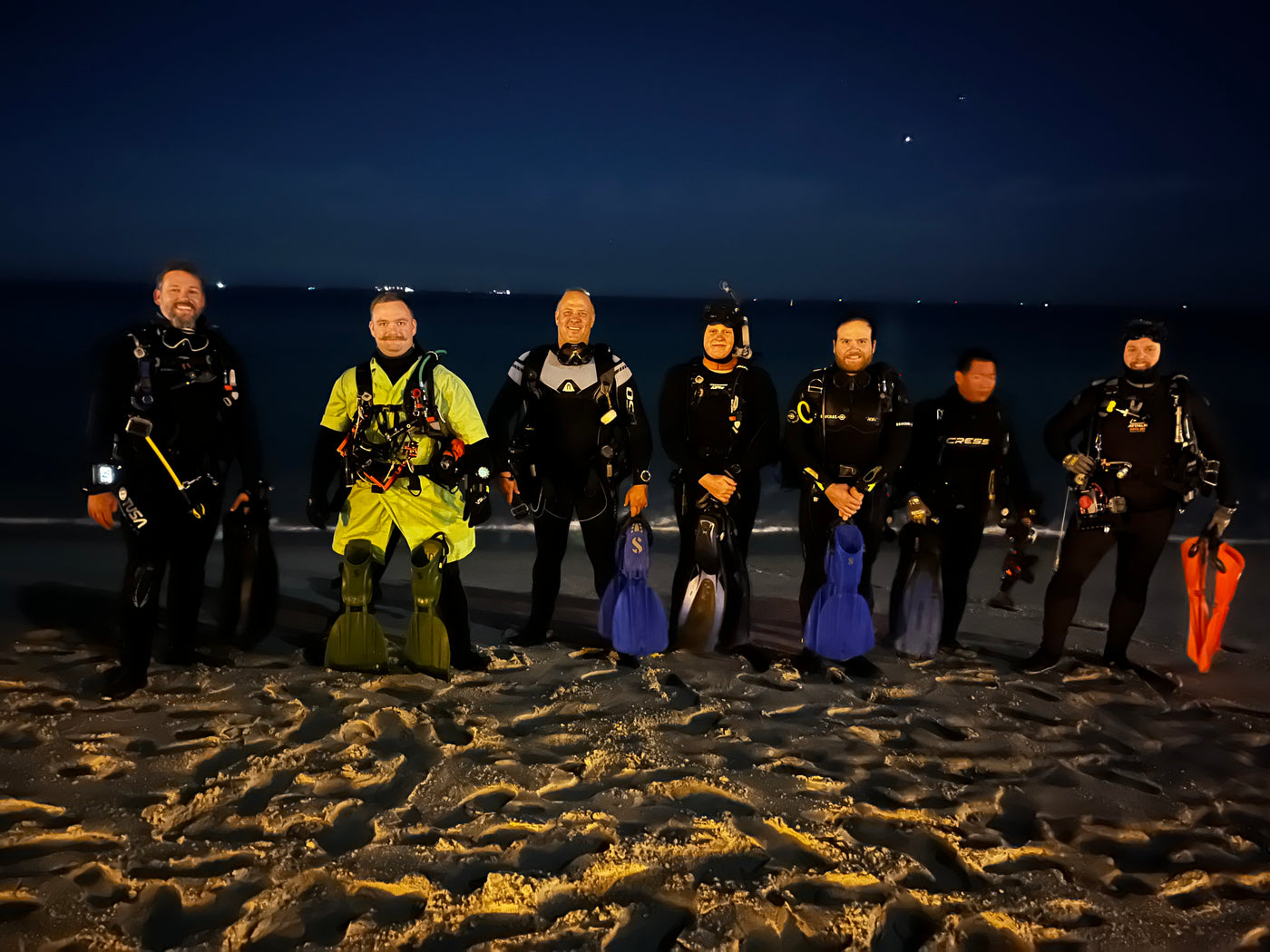 Seeking the elusive weedy sea dragon.