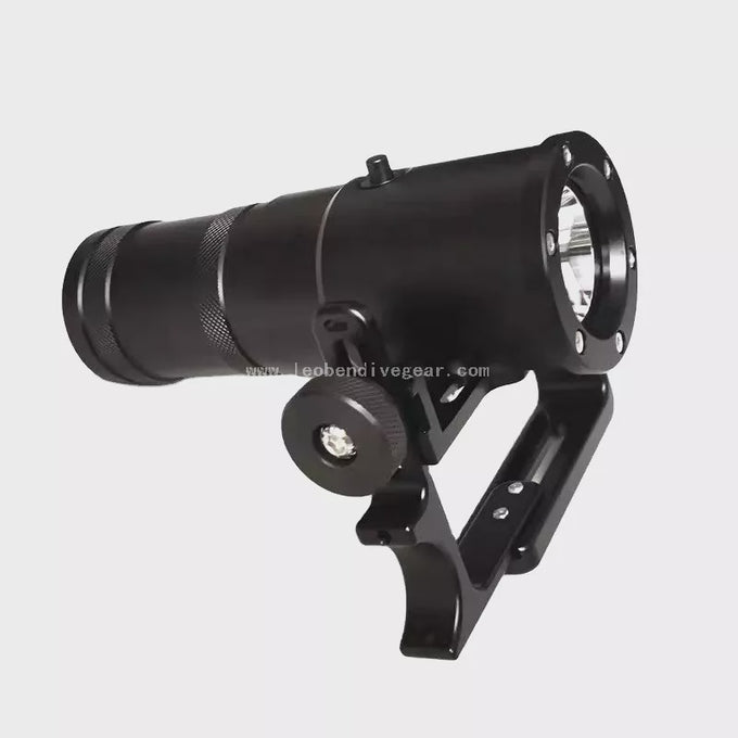 2000 Lumen Dive Light